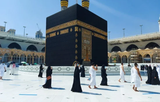 Agen Travel Haji Khusus Terpercaya di Lampung Barat, Proses Pendaftaran Gampang Hubungi WA 081367676975